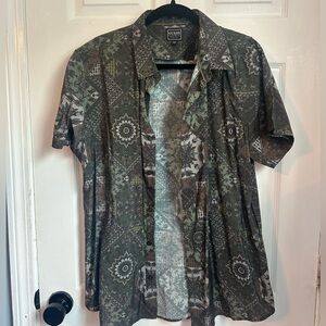 Guess designer graphic shirts